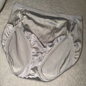 Vanity Fair XL 8 Satin Panties. MUST BE BUNDLED